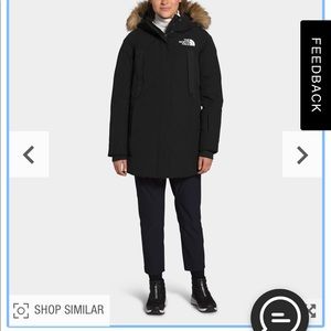 Authentic brand new The North Face Women’s New Outerboroughs Parka size M